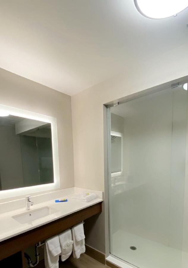 Holiday Inn Express Quantico - Stafford By Ihg Buitenkant foto