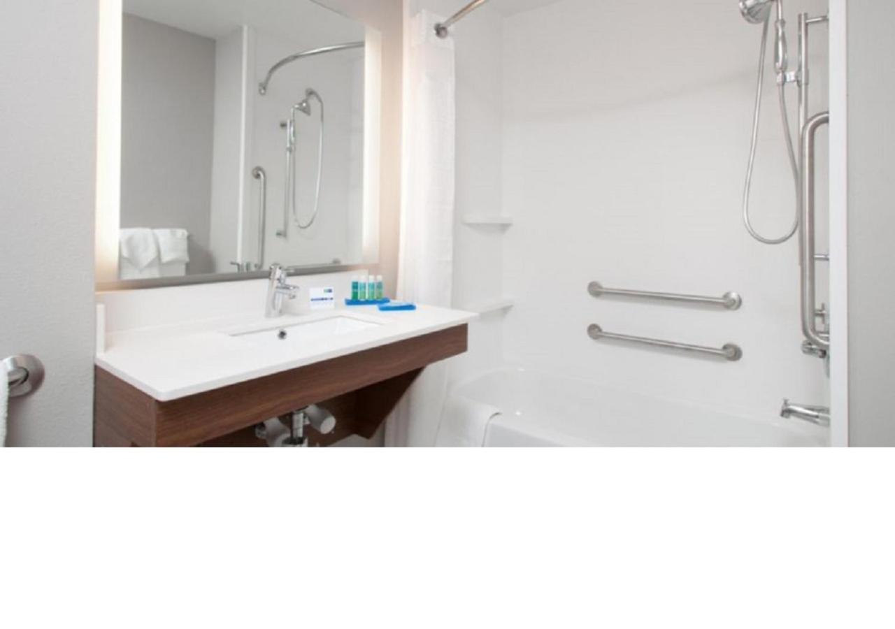 Holiday Inn Express Quantico - Stafford By Ihg Buitenkant foto
