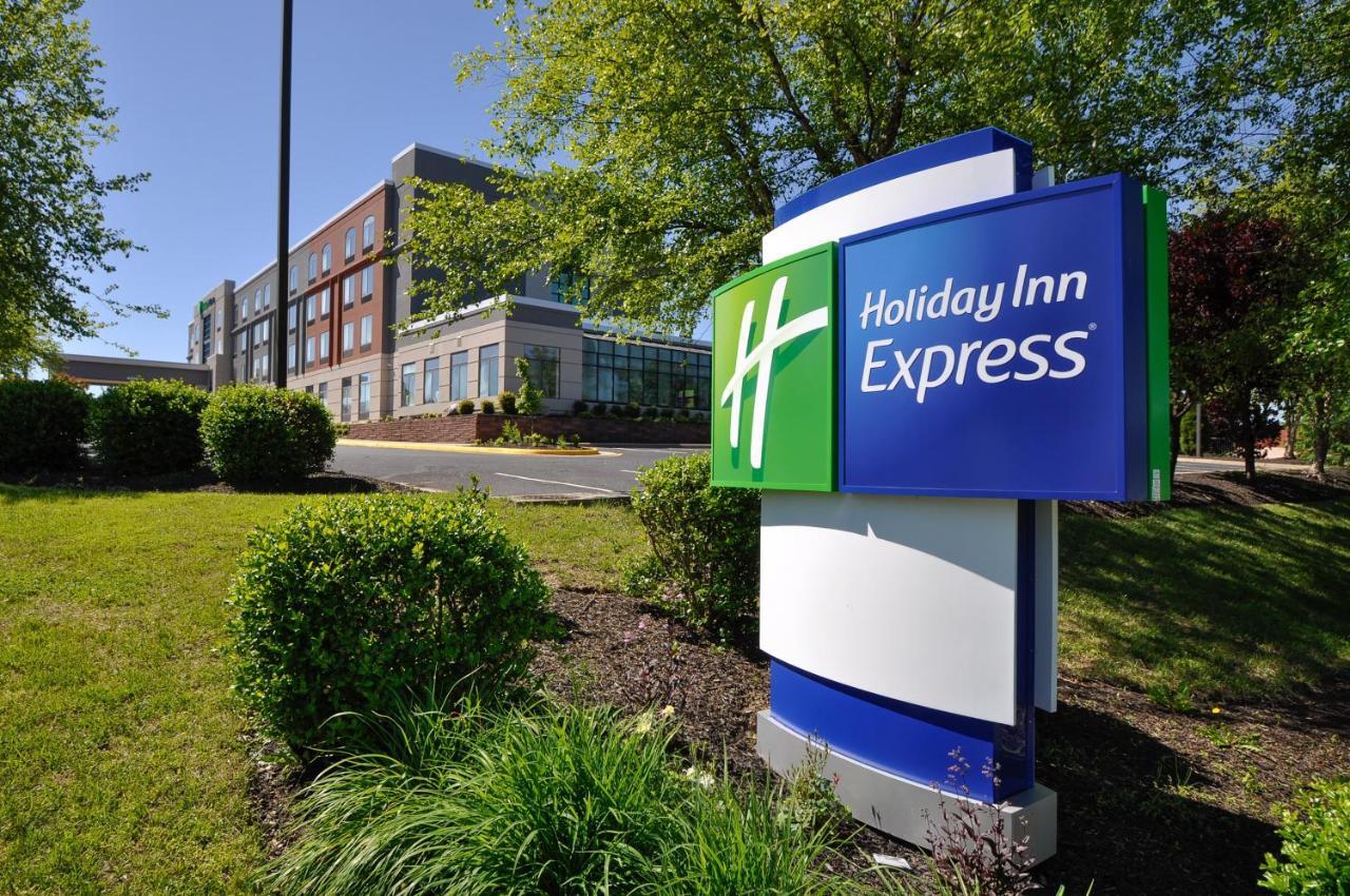 Holiday Inn Express Quantico - Stafford By Ihg Buitenkant foto